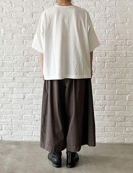 04 アイボリー×レッド