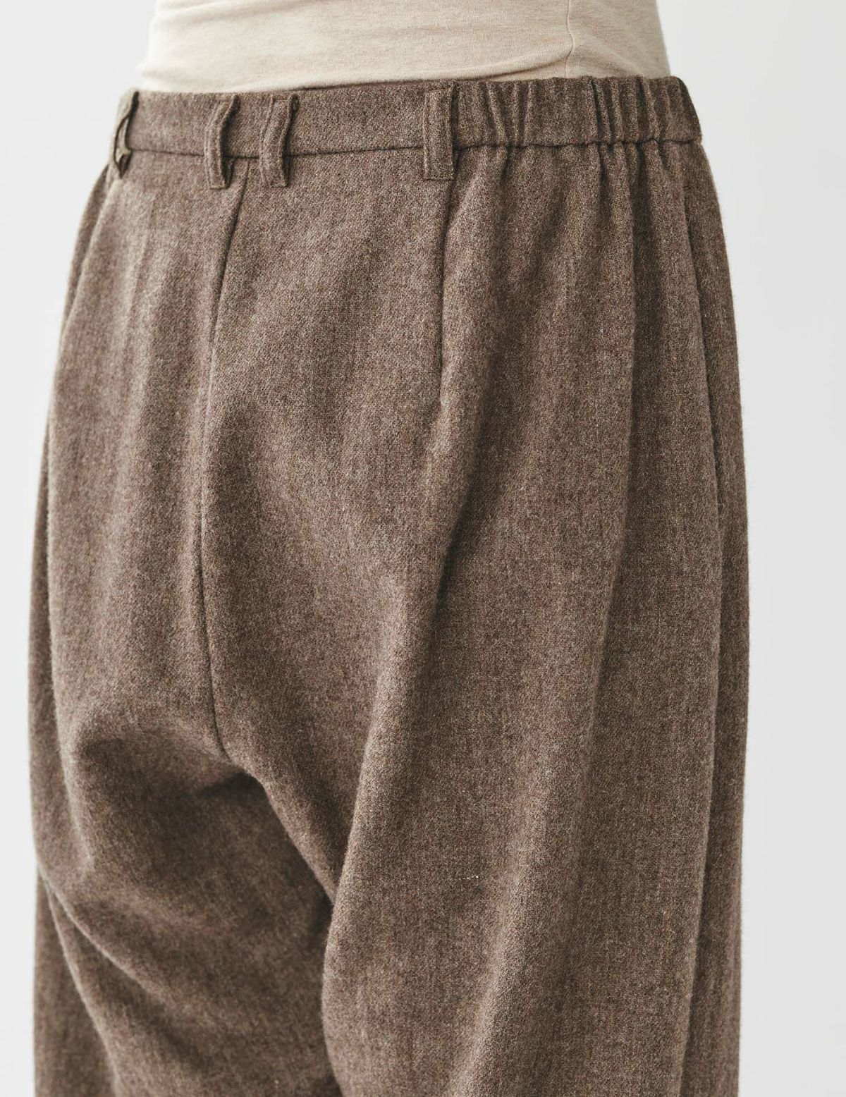 【タグ付き】パドカレ ECOウールフラノ クロップドパンツ SALE】ECOウールフラノ クロップドパンツ | (パドカレ)公式オンライン