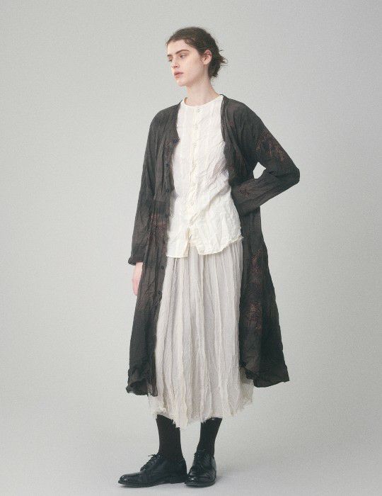 44 カーキ：モデル 173cm