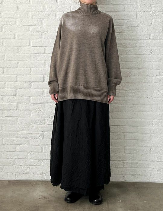 67 グレージュ