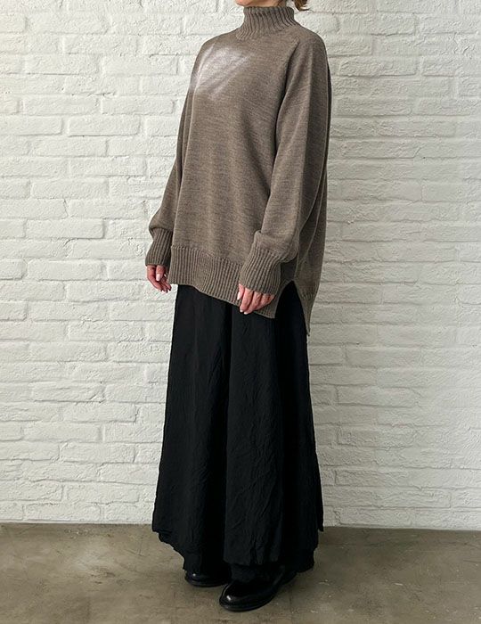 67 グレージュ