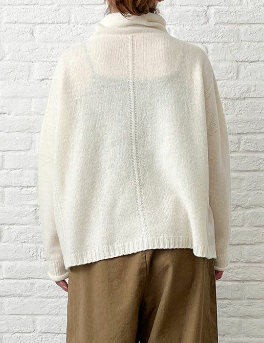 04 アイボリー