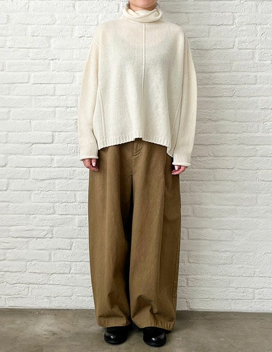 04 アイボリー
