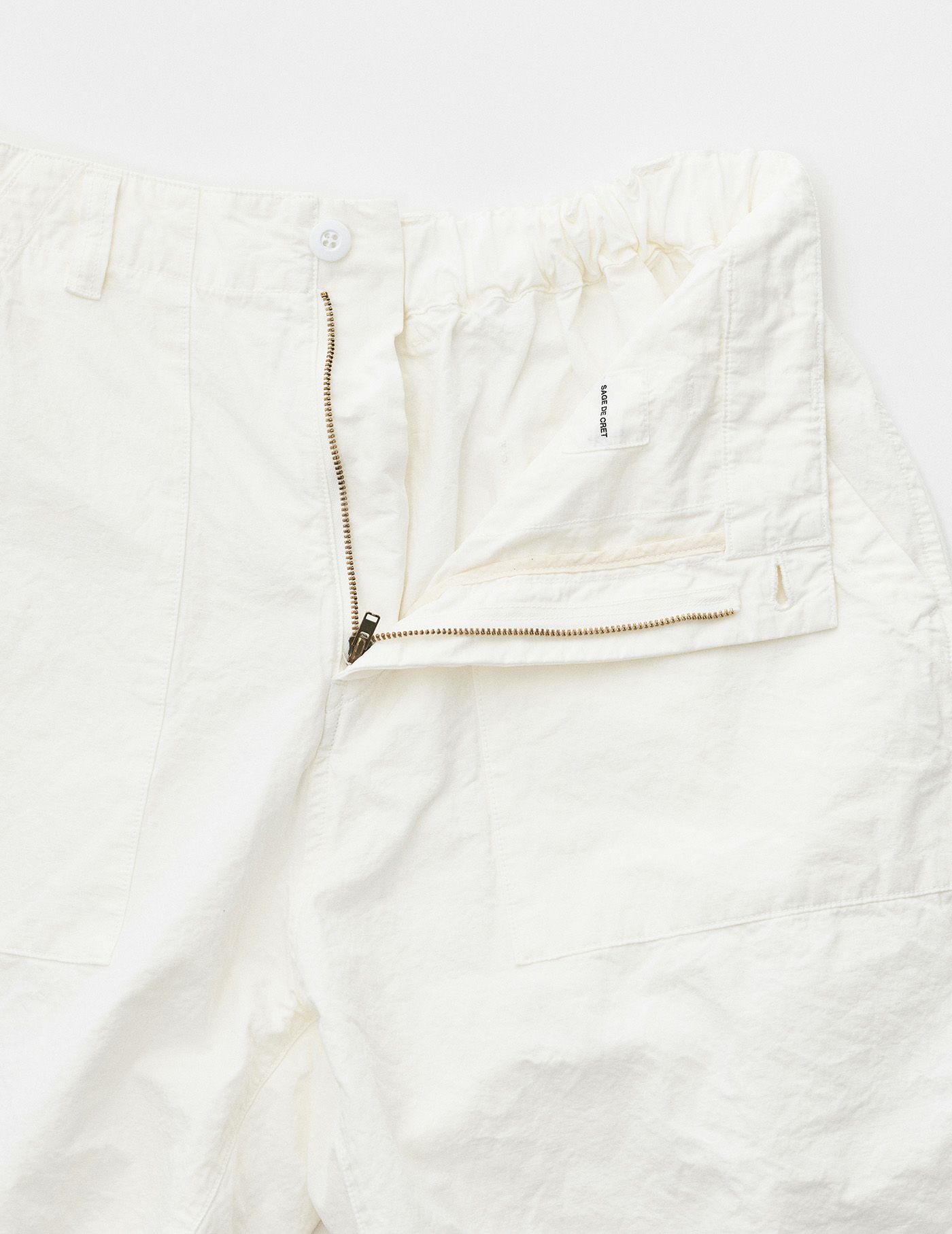 01 オフホワイト