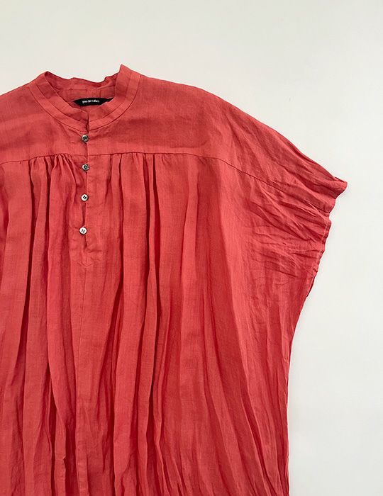 70 レッド
