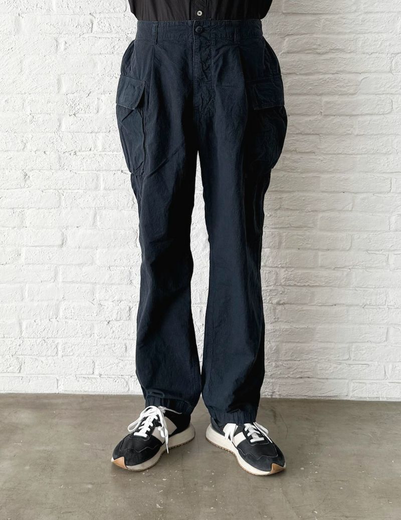 20 ネイビー　Lsize：スタッフ178㎝