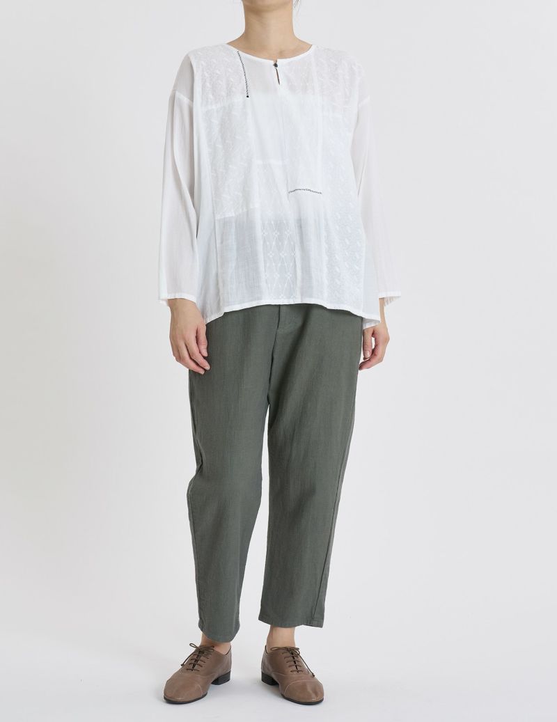 44 カーキ/36size：モデル 170cm