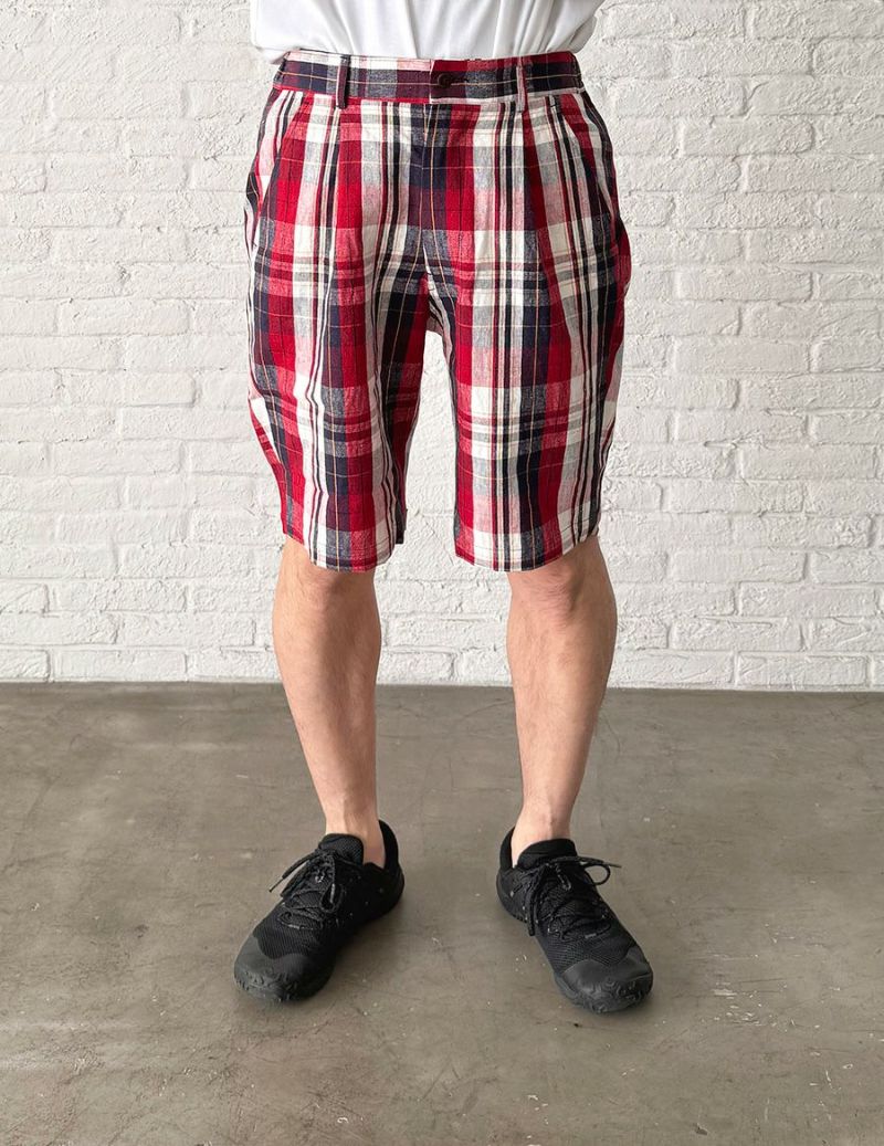 70 レッド　Ssize：スタッフ173㎝