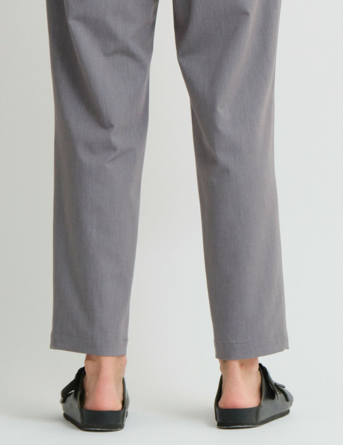 50 ミディアムグレー