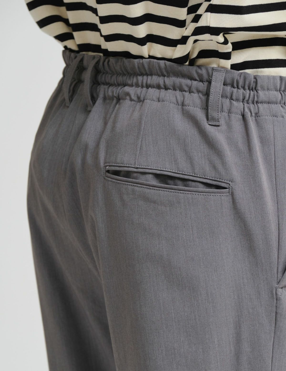 50 ミディアムグレー