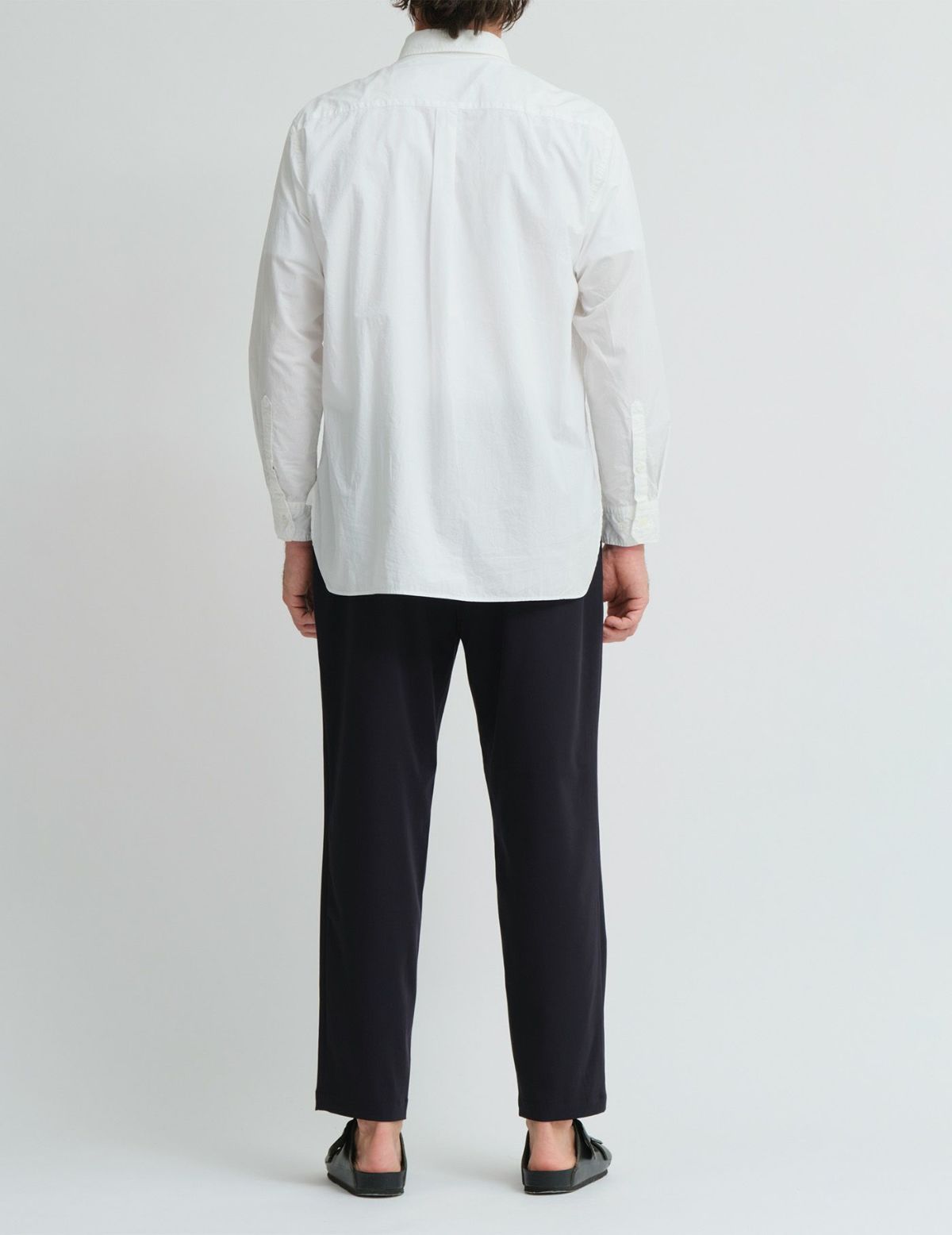 02 オフホワイト