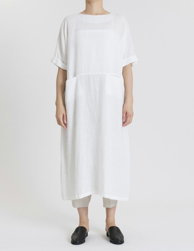 01 ホワイト/36size：モデル170㎝