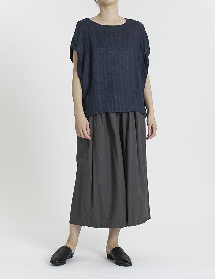 44 グレーカーキ