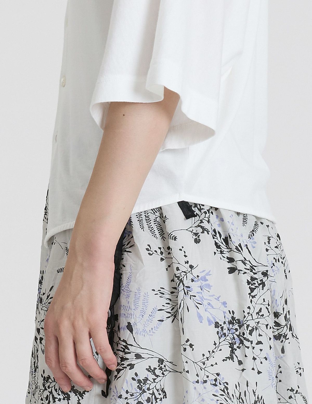 01 ホワイト(前後逆)