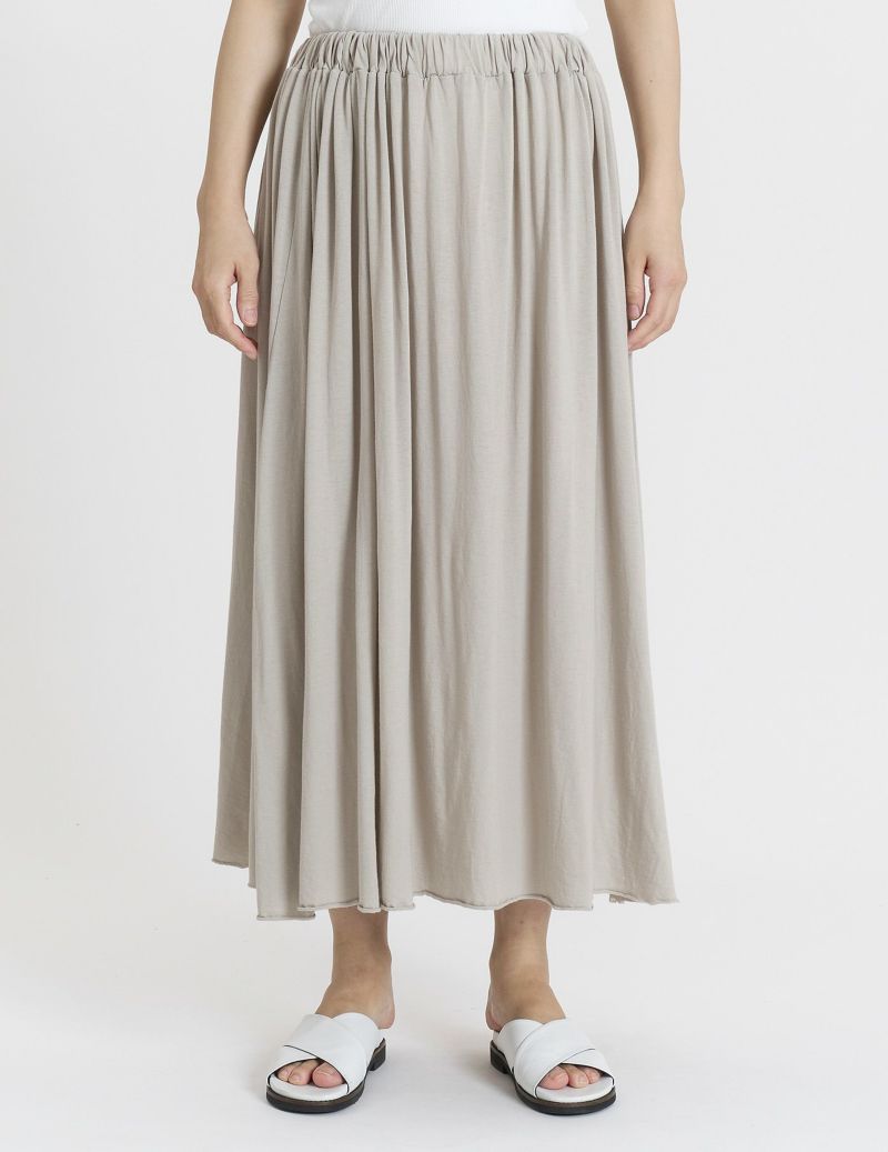 50 グレー/36size：モデル 170cm