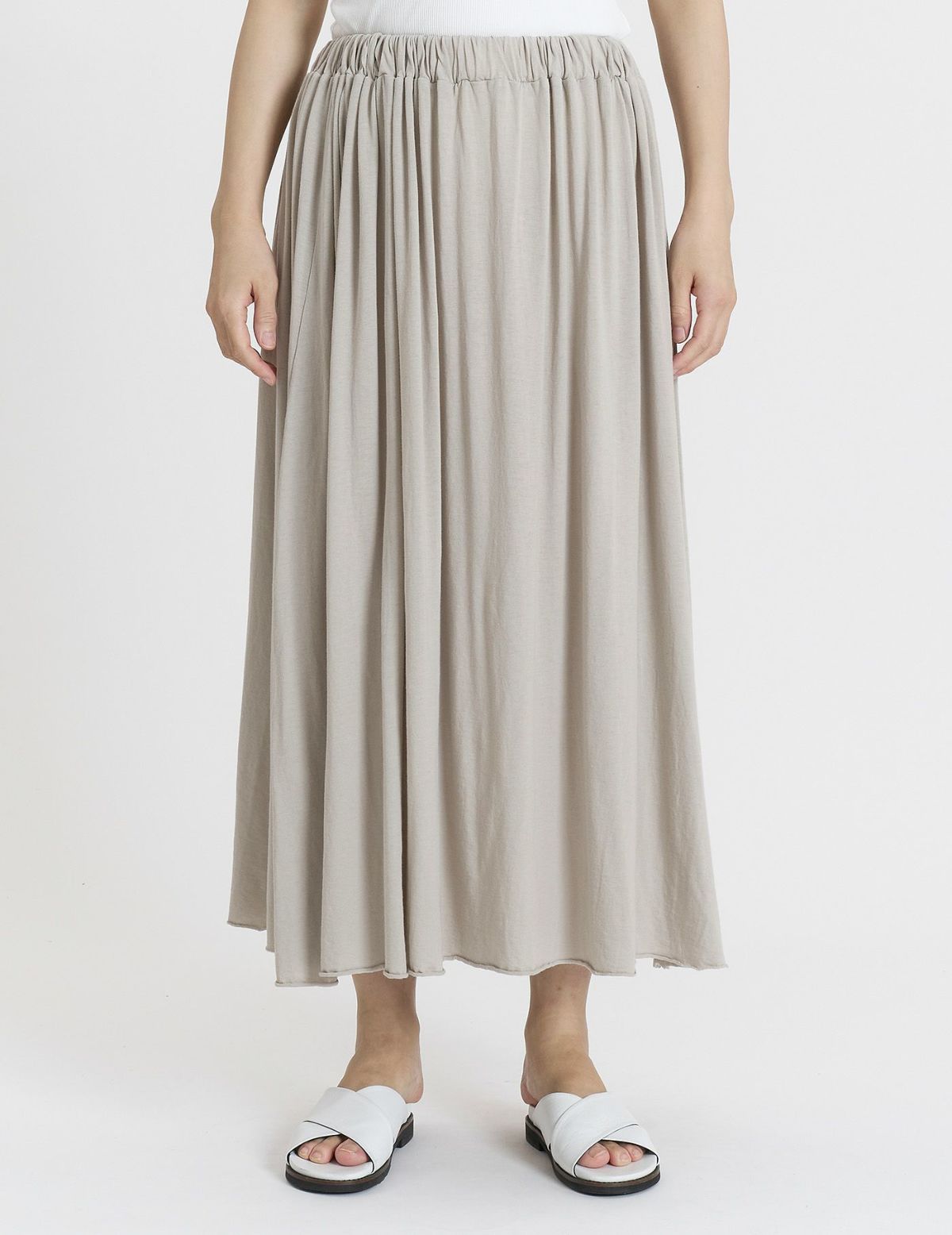 50 グレー/36size：モデル 170cm