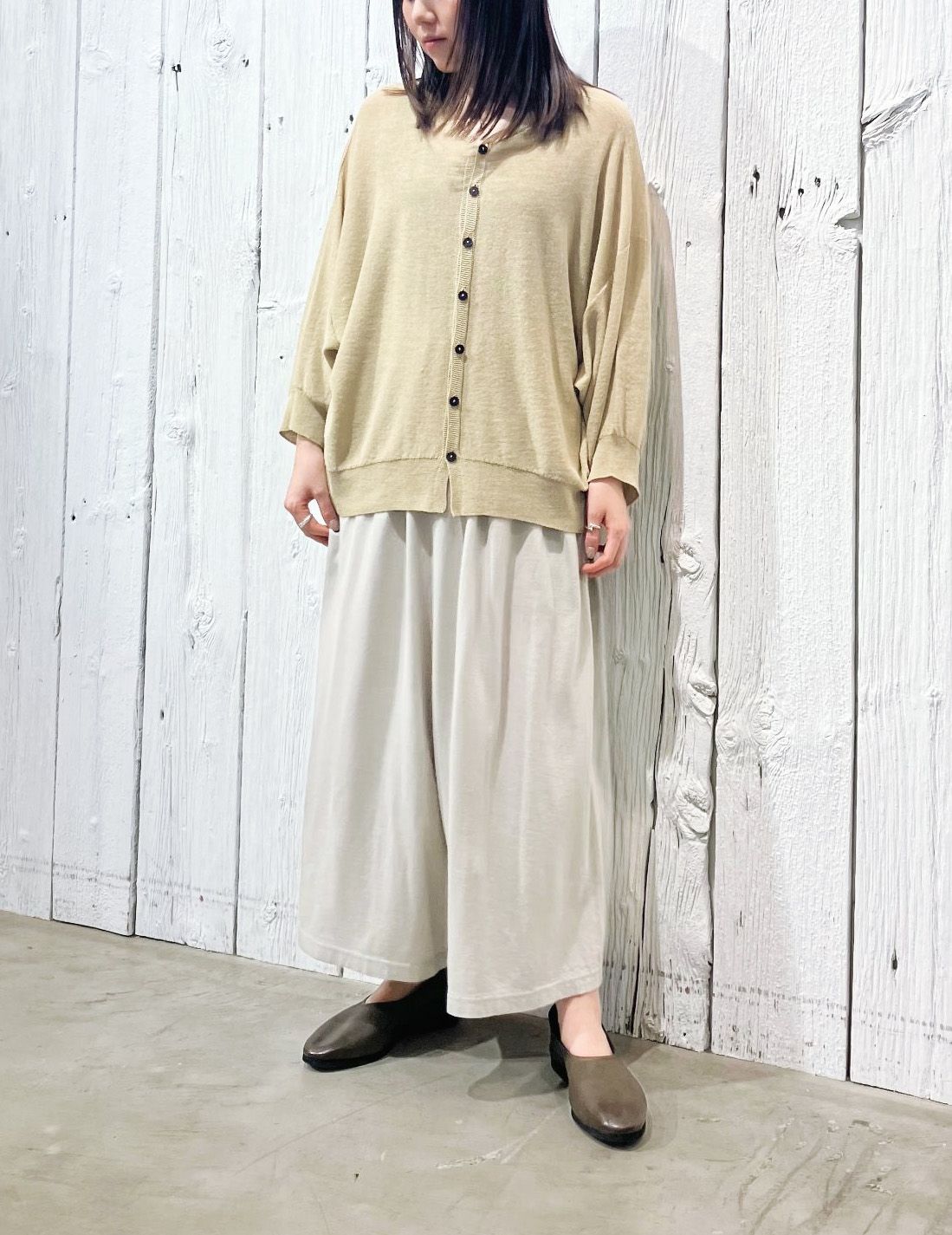 50 グレー/36size：スタッフ153㎝