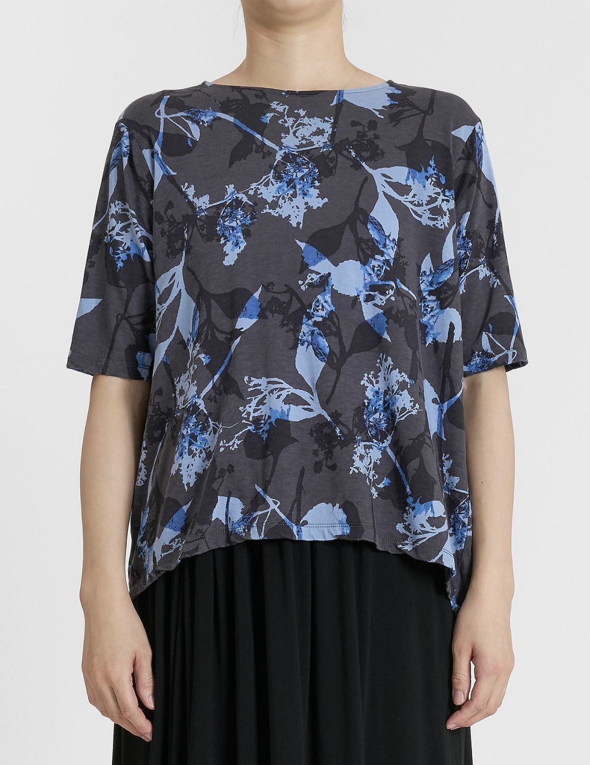 20 ネイビー/36size：モデル170㎝