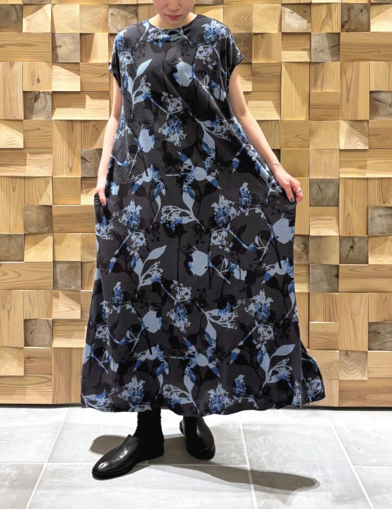 20 ネイビー/36size：スタッフ159㎝