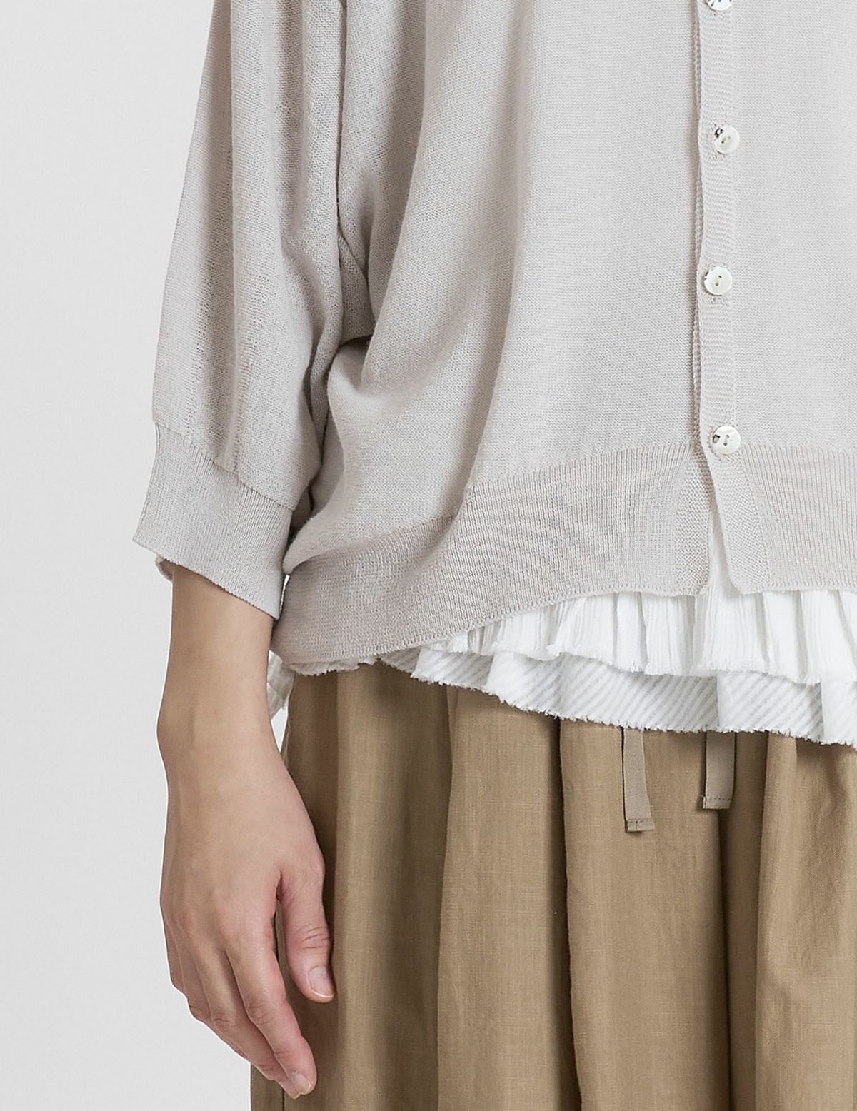 51 ライトグレー