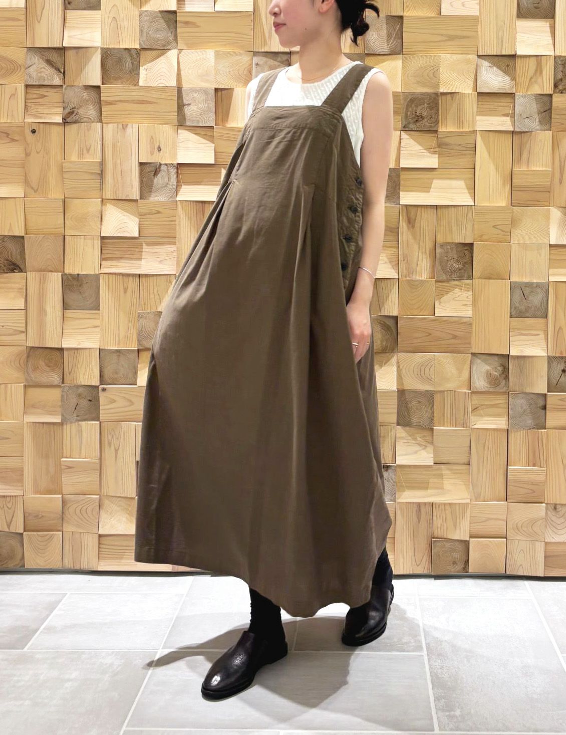 44 カーキ/36size：スタッフ159㎝