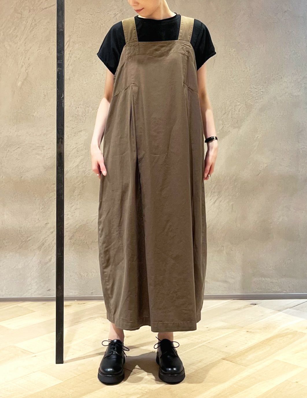 44 カーキ/36size：スタッフ161㎝