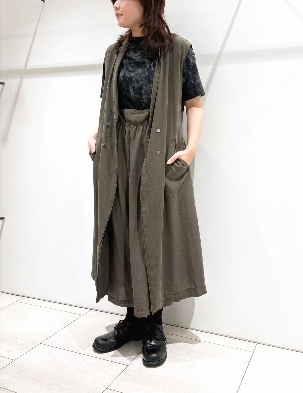 44 カーキ/36size：スタッフ164㎝