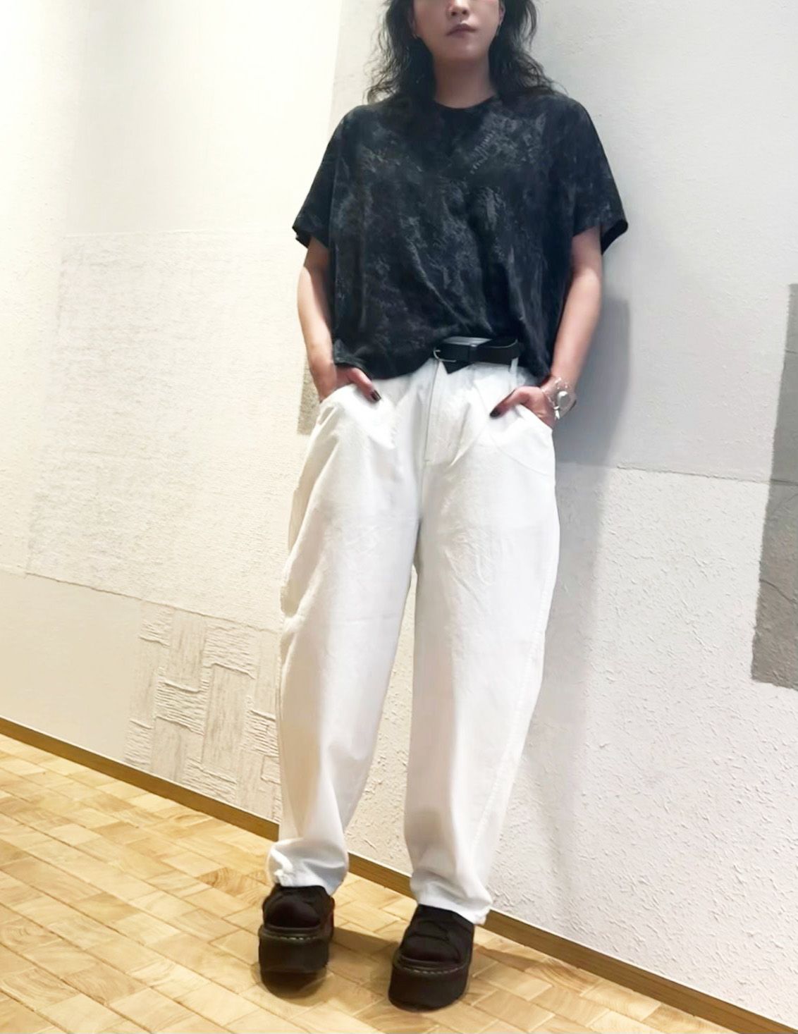 01 ホワイト/36size：スタッフ168㎝