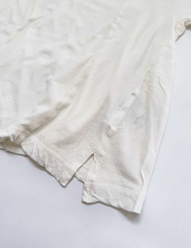 02 オフホワイト