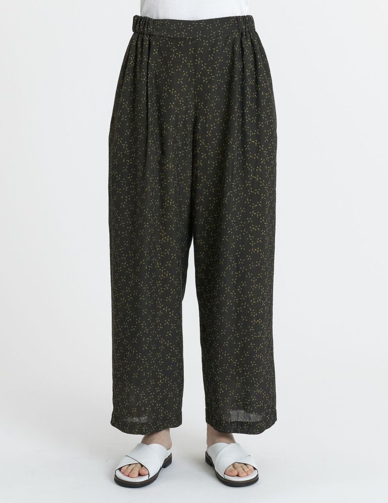 60 ブラウン/36size：モデル 169cm