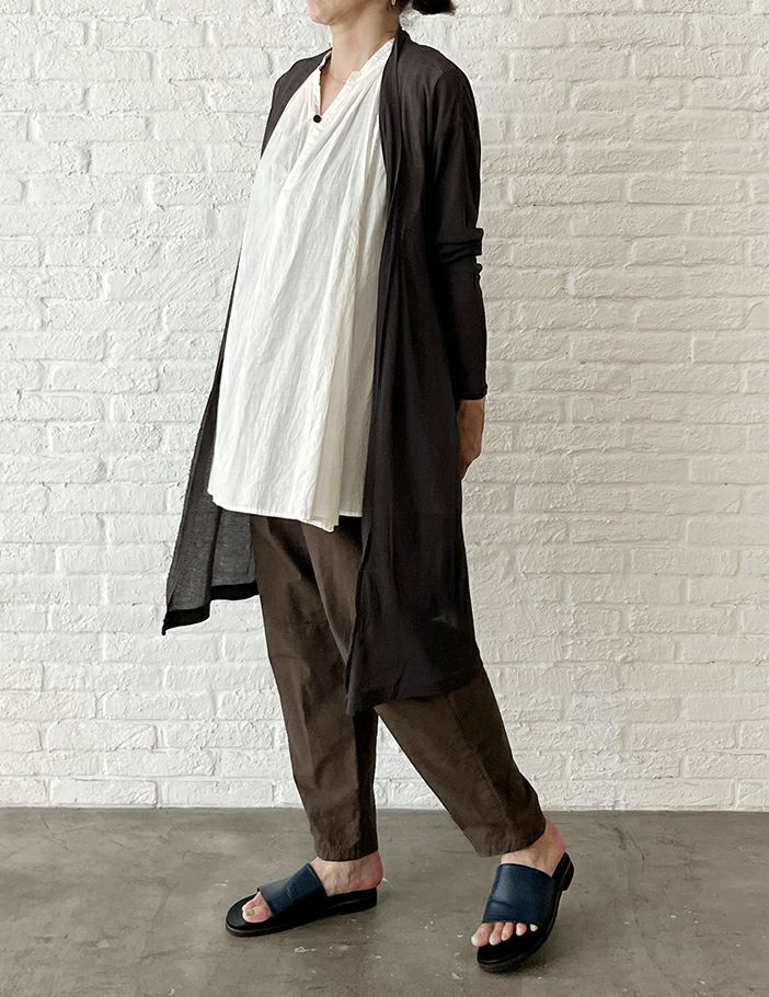 53 チャコール：スタッフ 159cm