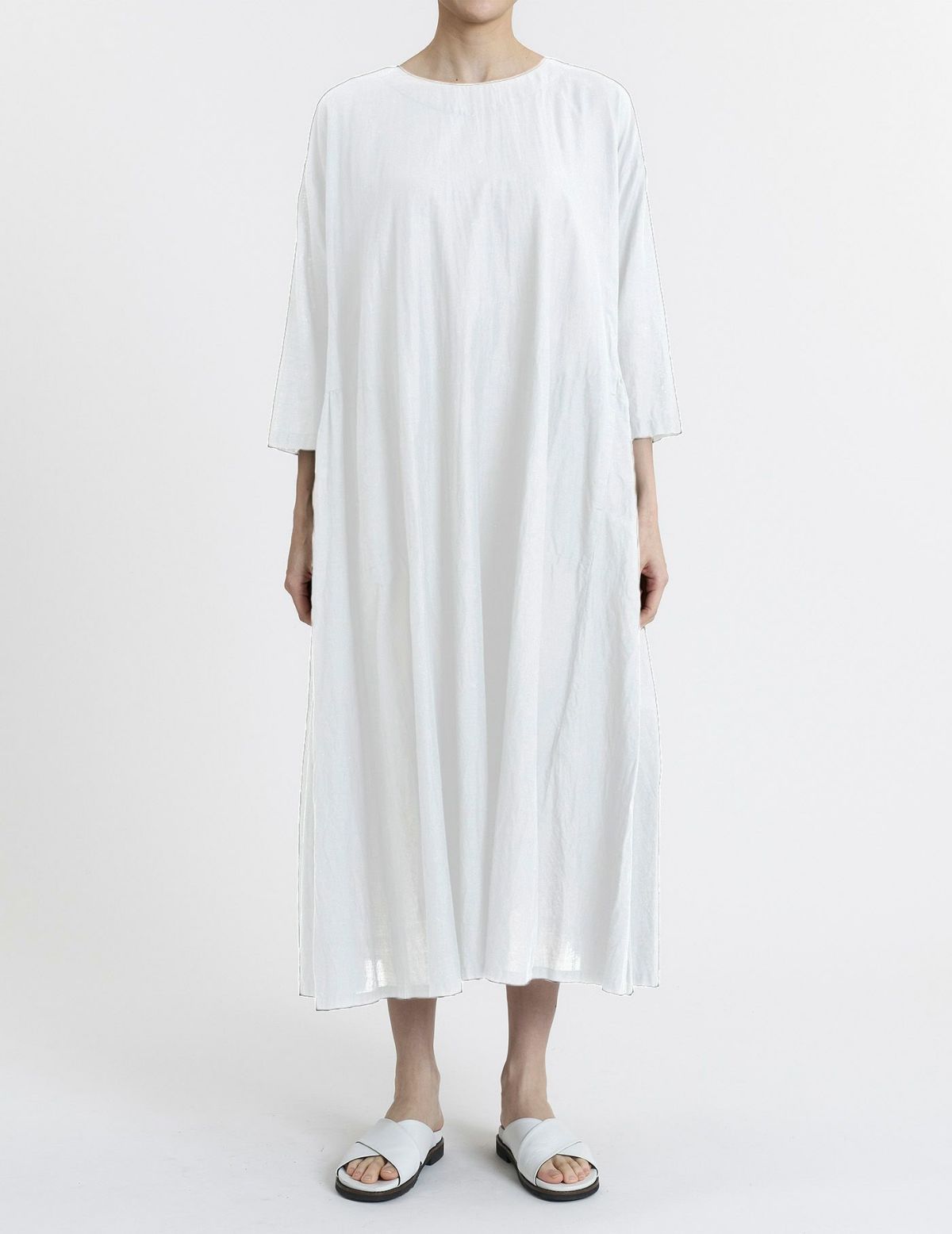 02 オフホワイト