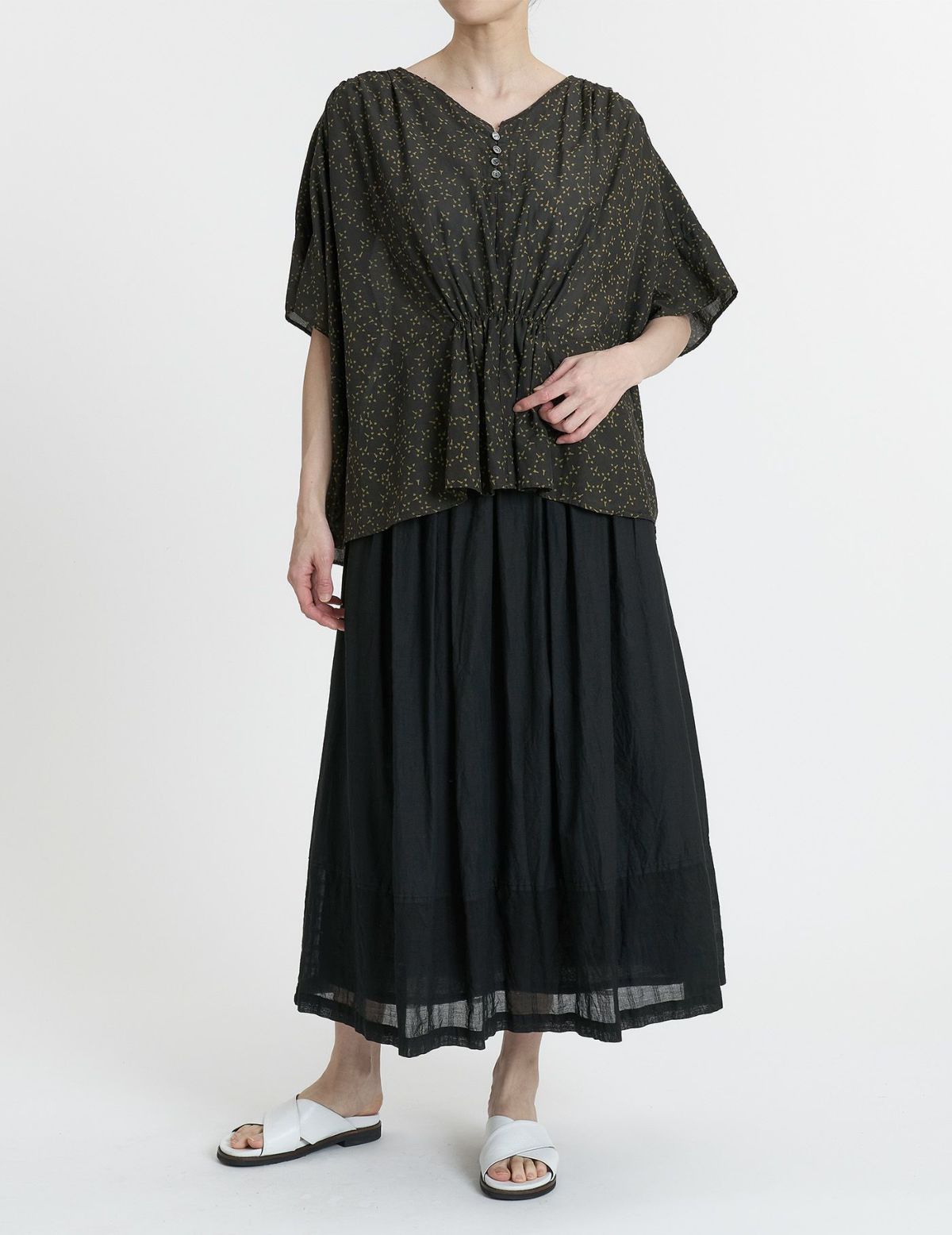 90 ブラック/36size：モデル169㎝