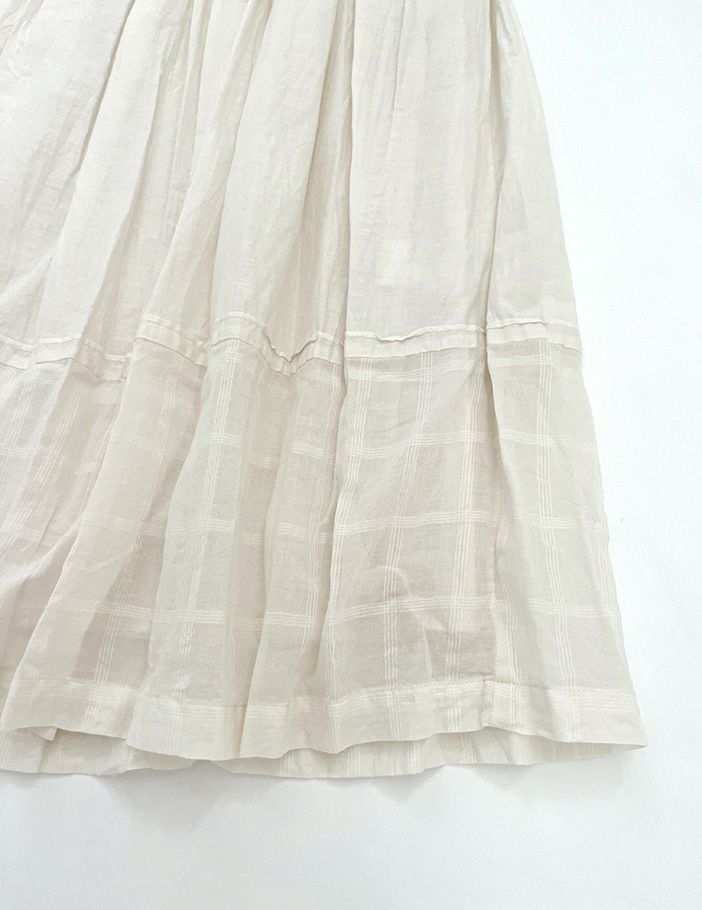 02 オフホワイト