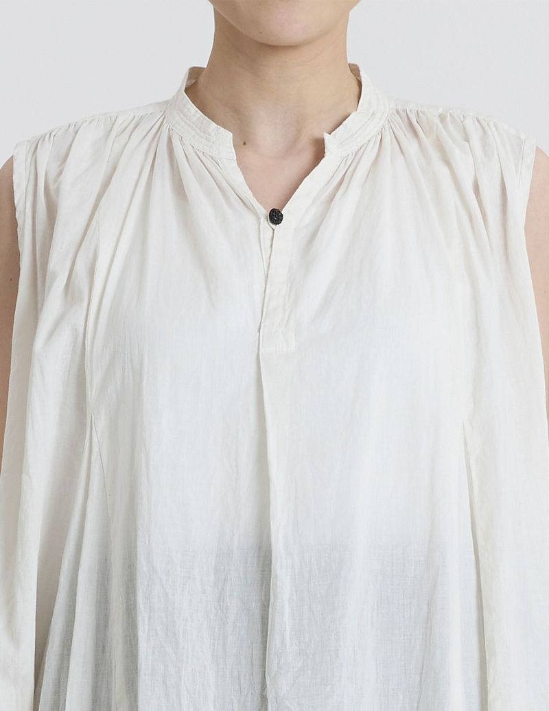 02 オフホワイト