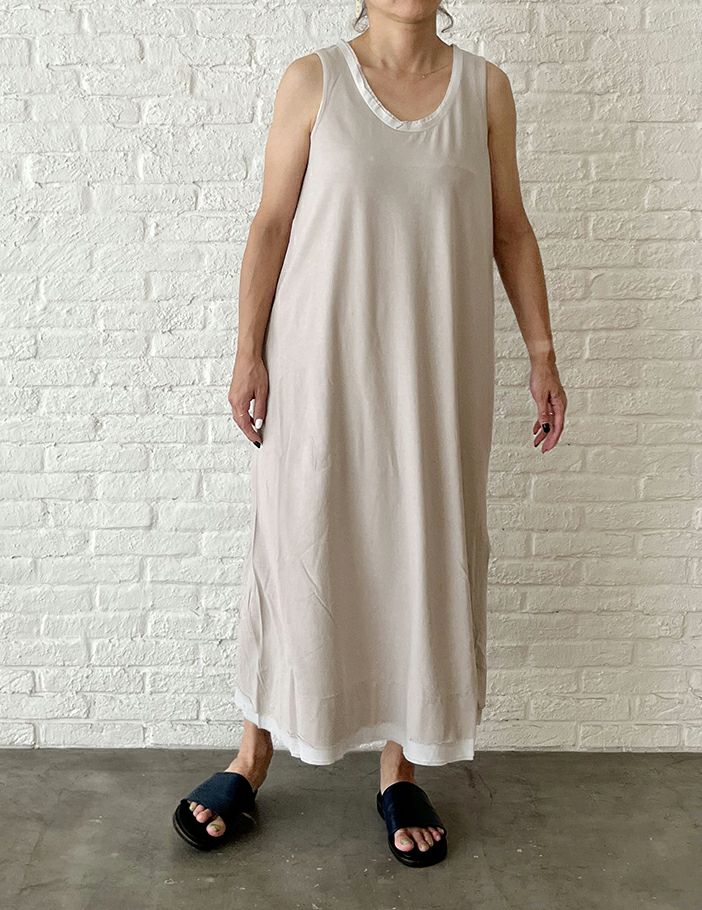 51 ライトグレー