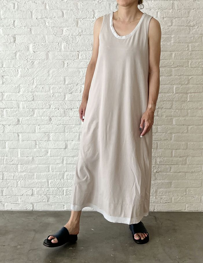 51 ライトグレー