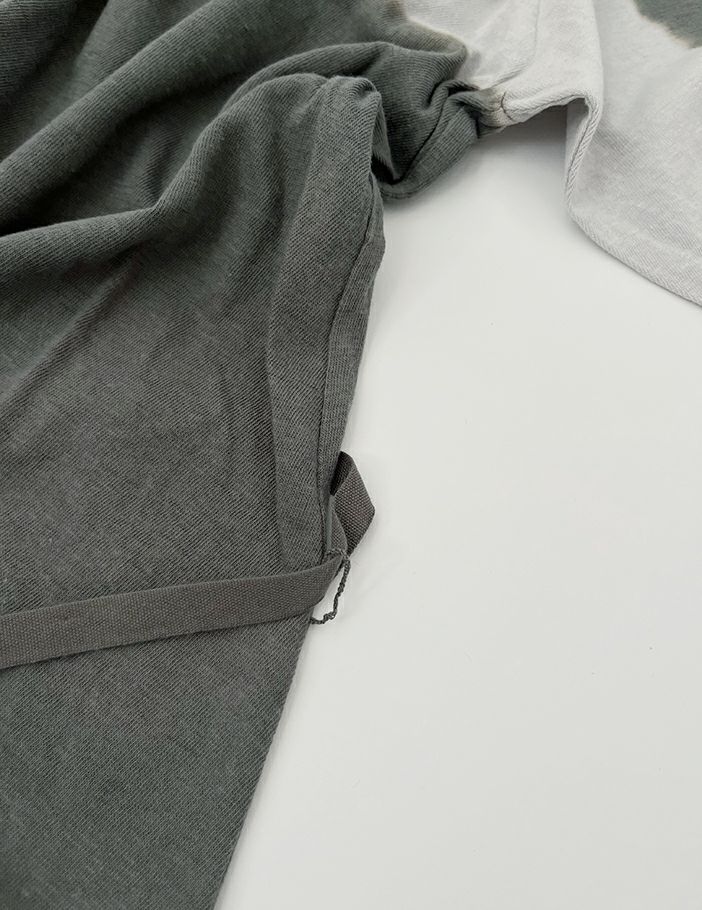 40 グリーン×ライトグレー