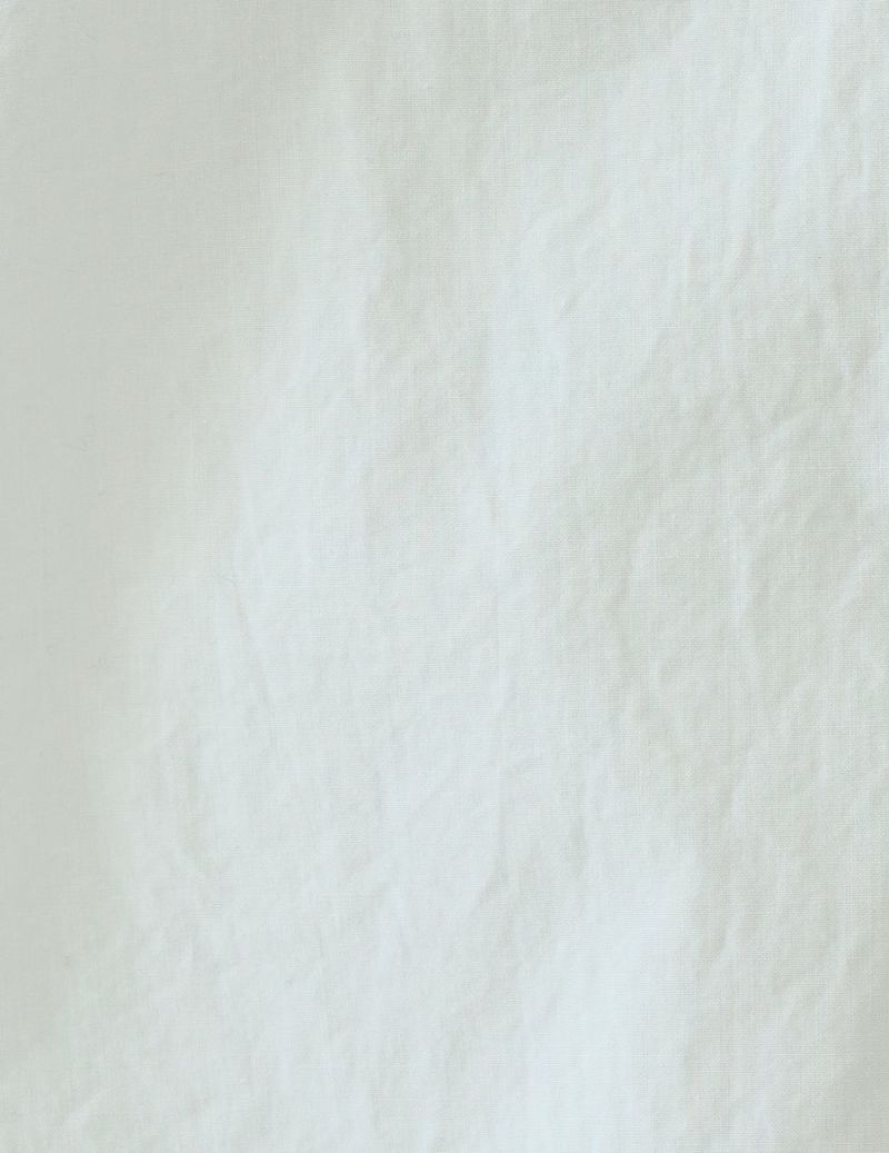 02 オフホワイト