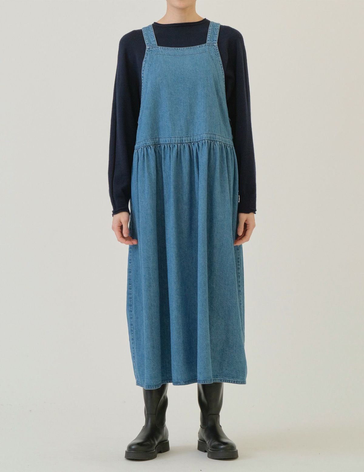 35 フェードブルー/36size：モデル 169cm
