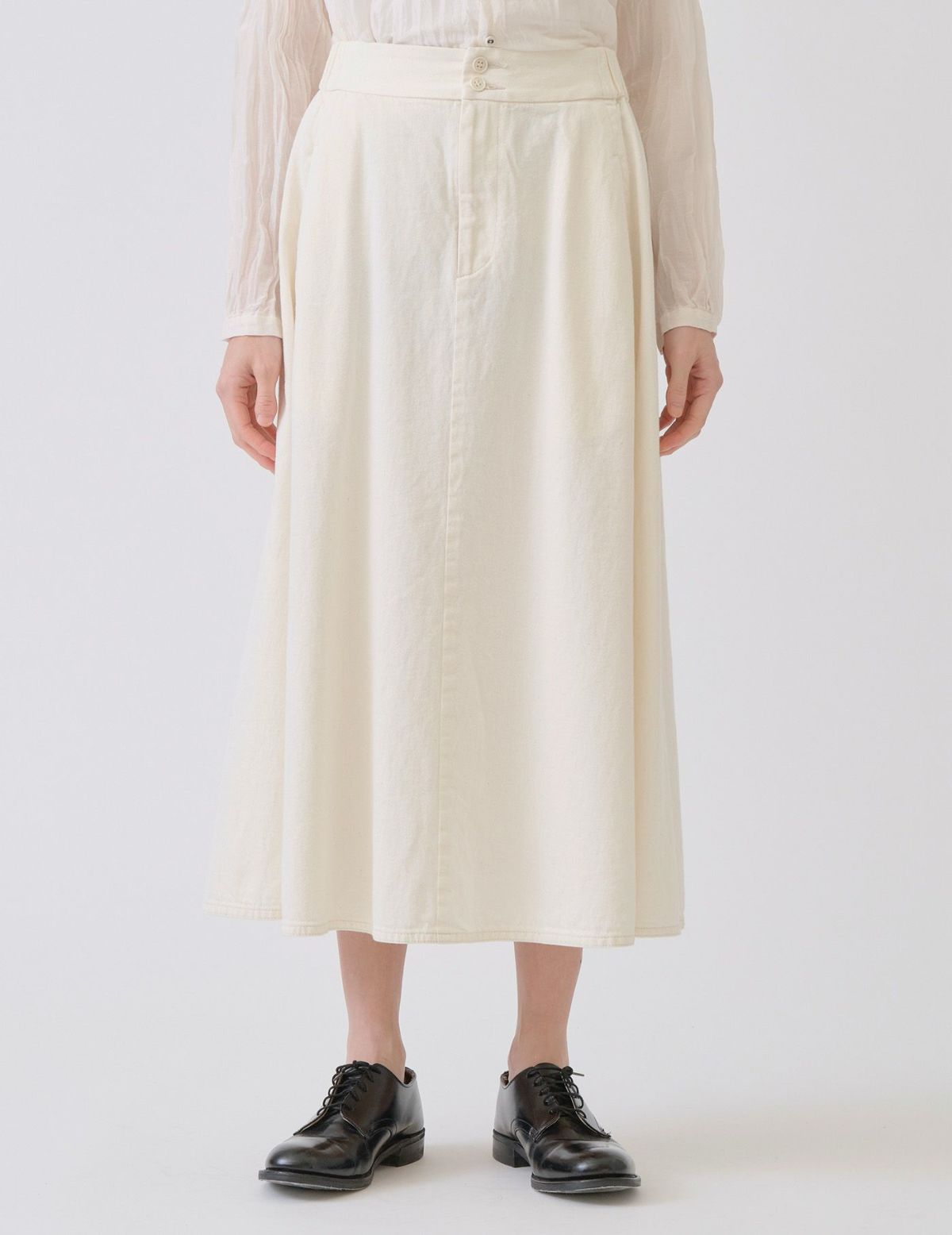 02 オフホワイト