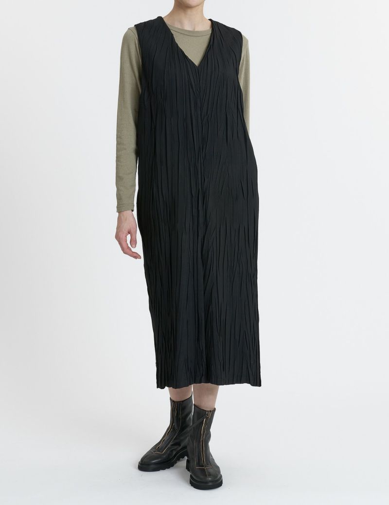 90 ブラック：モデル 169cm