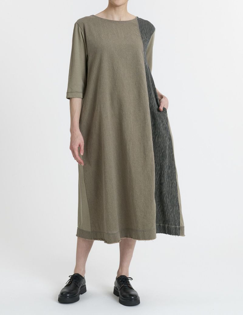 44 カーキ/36size：モデル169㎝