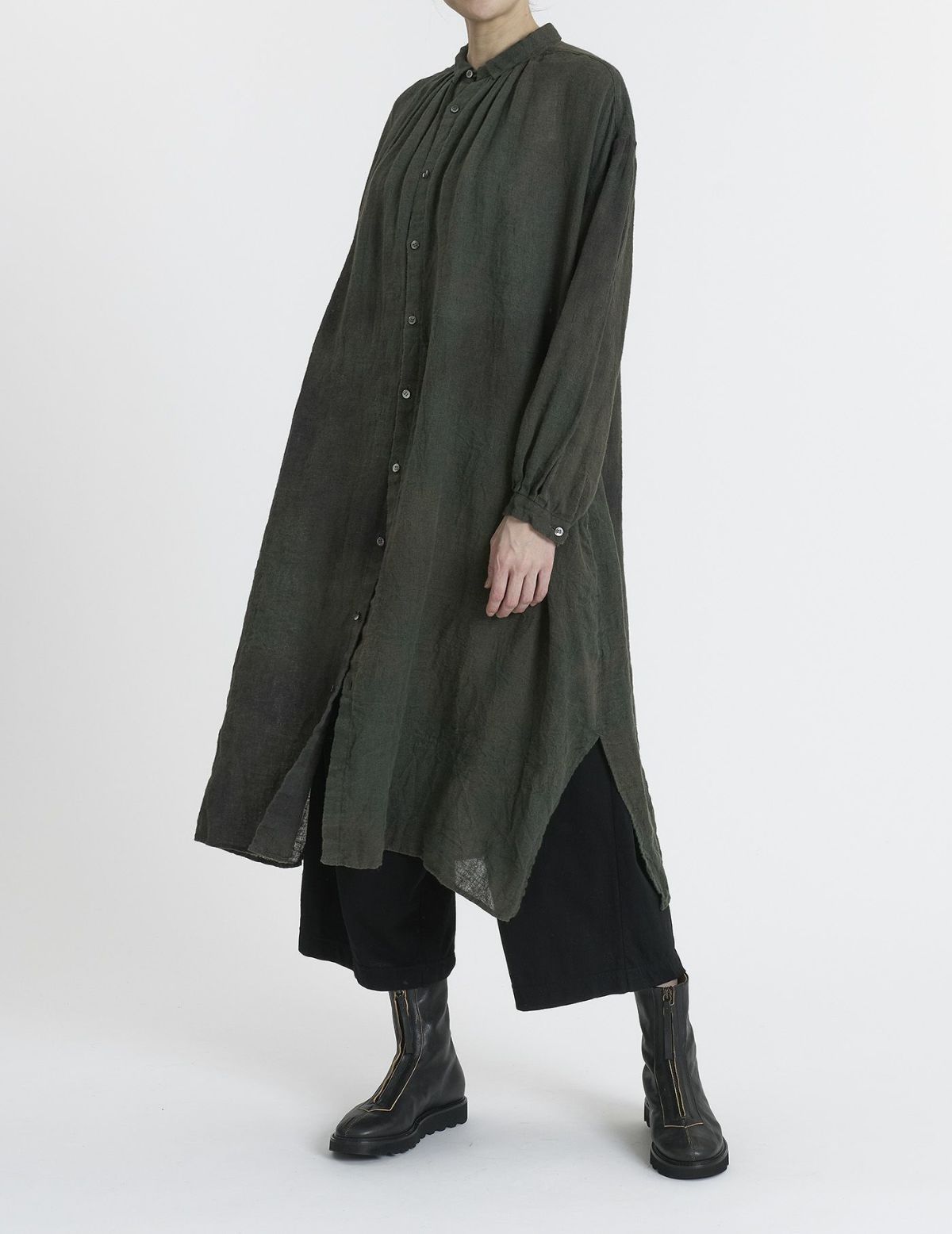 90 ブラック：モデル 169cm