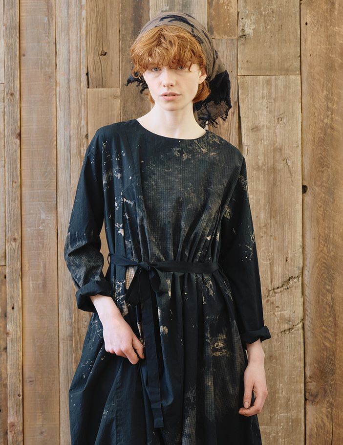 90 ブラック：モデル 170cm