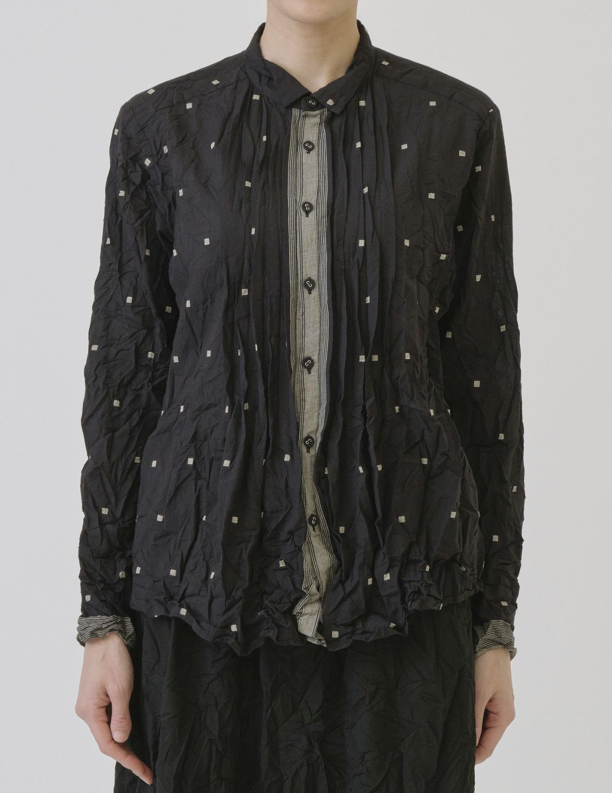 90 ブラック/36(M)：モデル 169cm