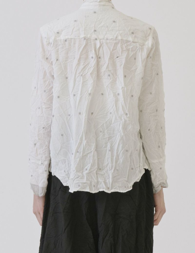 02 オフホワイト