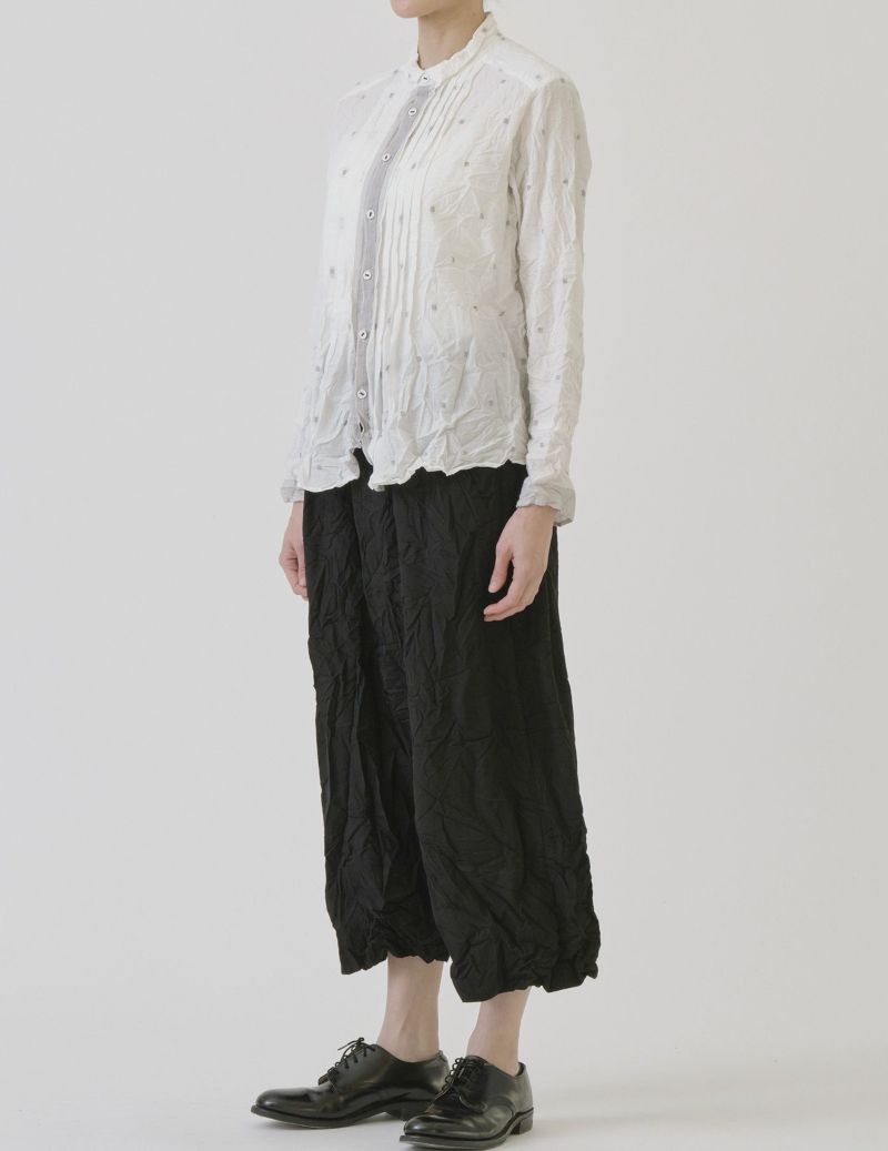 02 オフホワイト