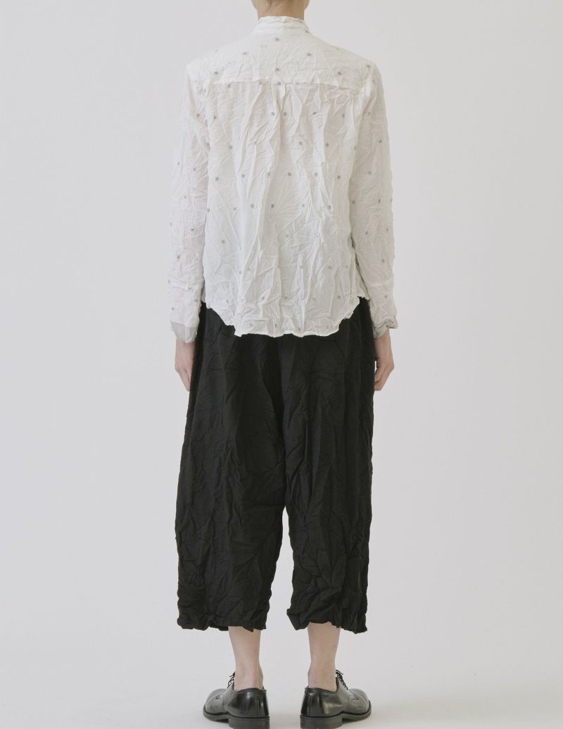 02 オフホワイト