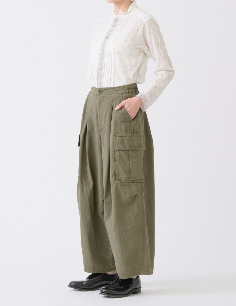 02 オフホワイト